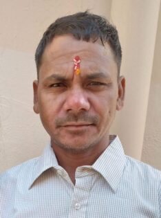 . हल्दूचौड़ देवरामपुर गेट के पास युवक का शव मिलने के बाद मौके पर मौजूद पुलिस